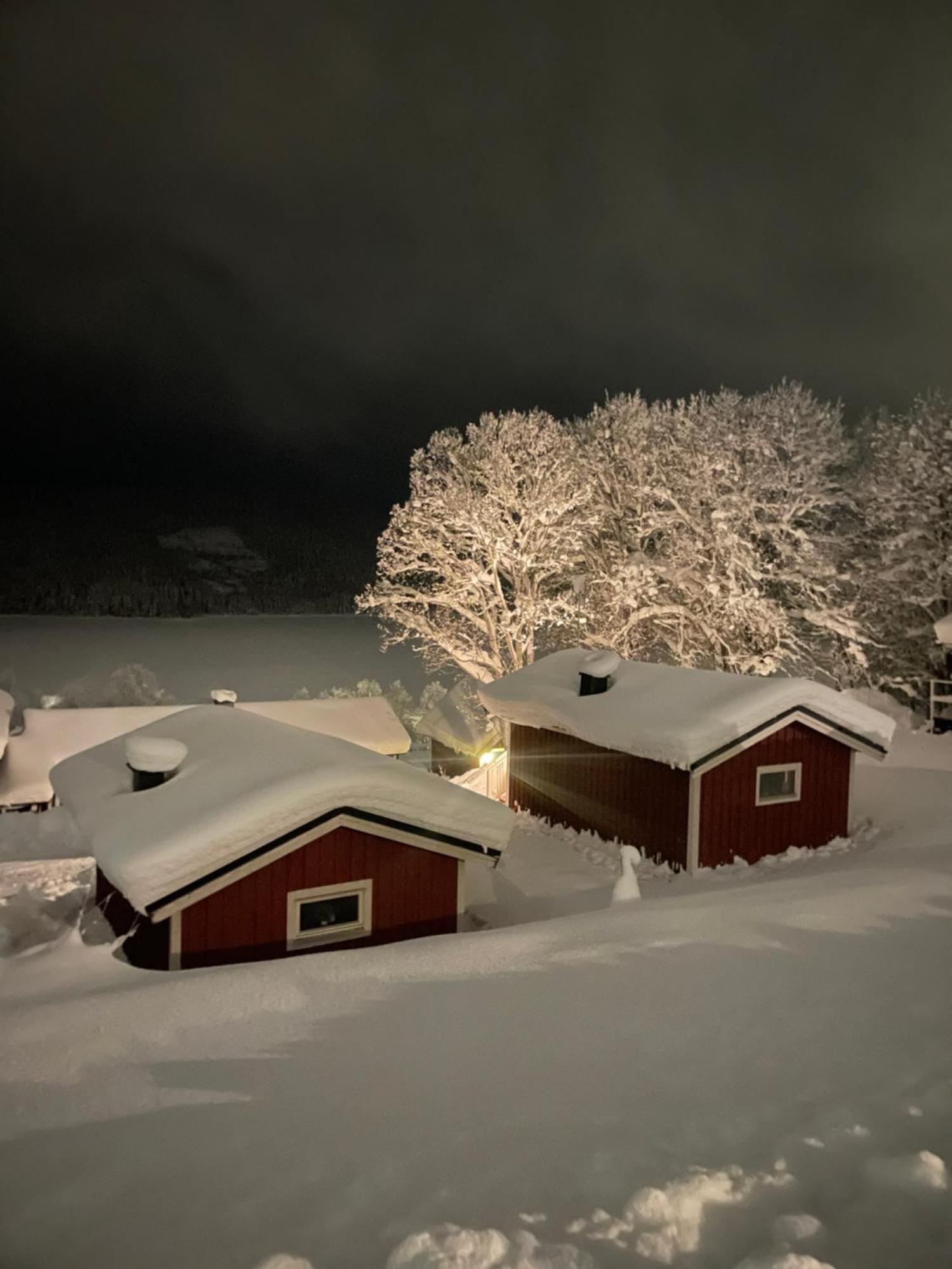 Karolinen Stugor & Laegenheter โอเร ภายนอก รูปภาพ